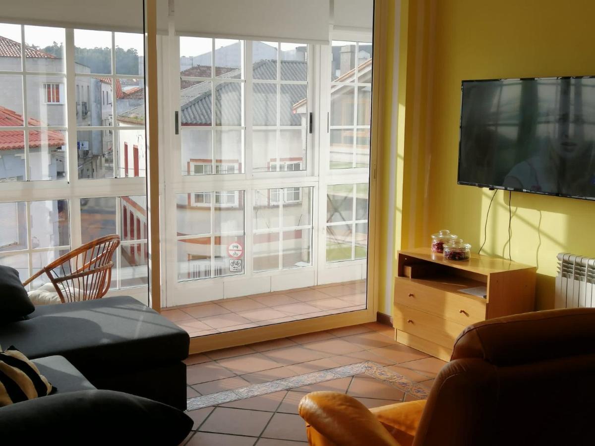 Piso céntrico y amplio en Praza do Regueiro, A Illa de Arousa Exterior foto